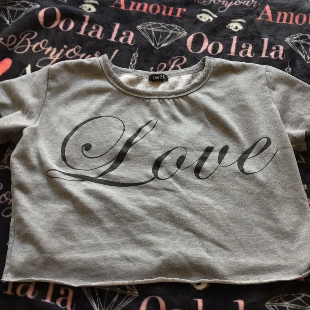 Cropped tea shirt